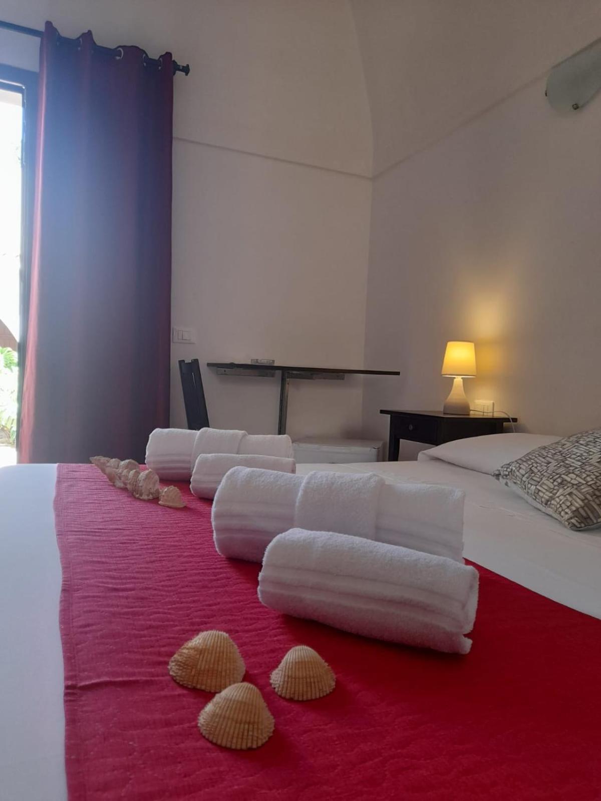 Ro.Ri. Rooms Сан Вито ло Капо Екстериор снимка